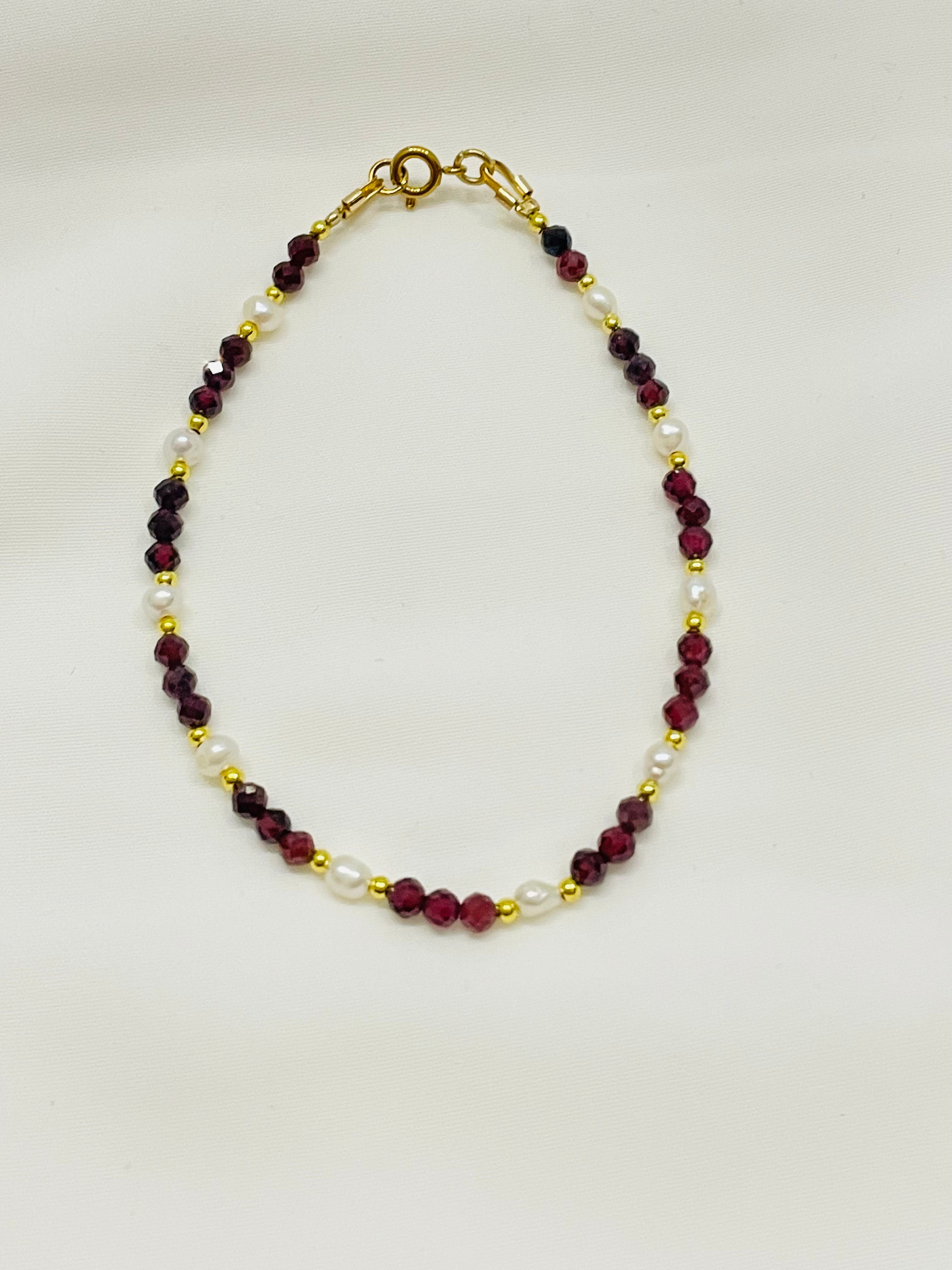 Semiprecious Stones & Miniature Pearl Bracelet