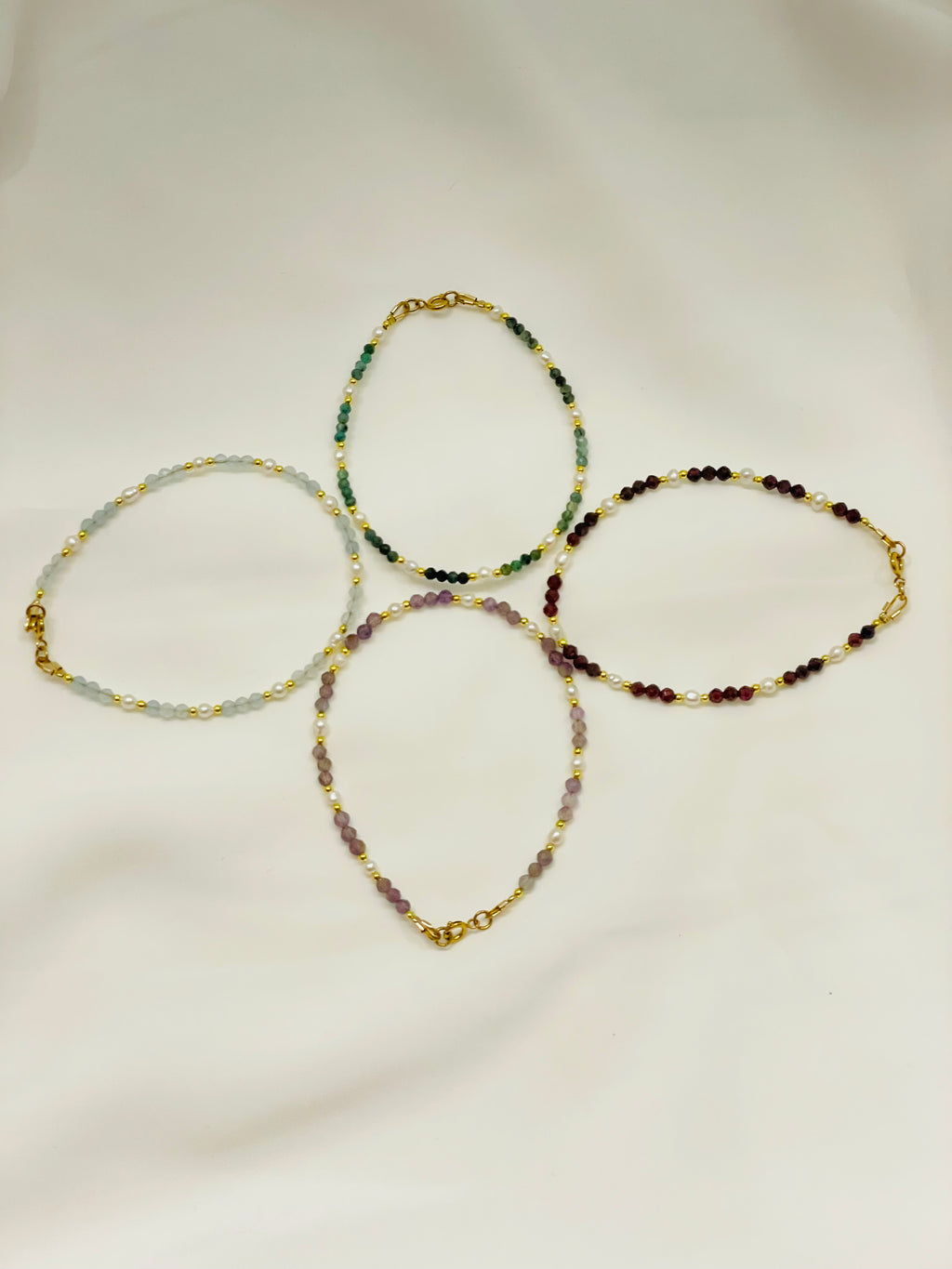 Semiprecious Stones & Miniature Pearl Bracelet