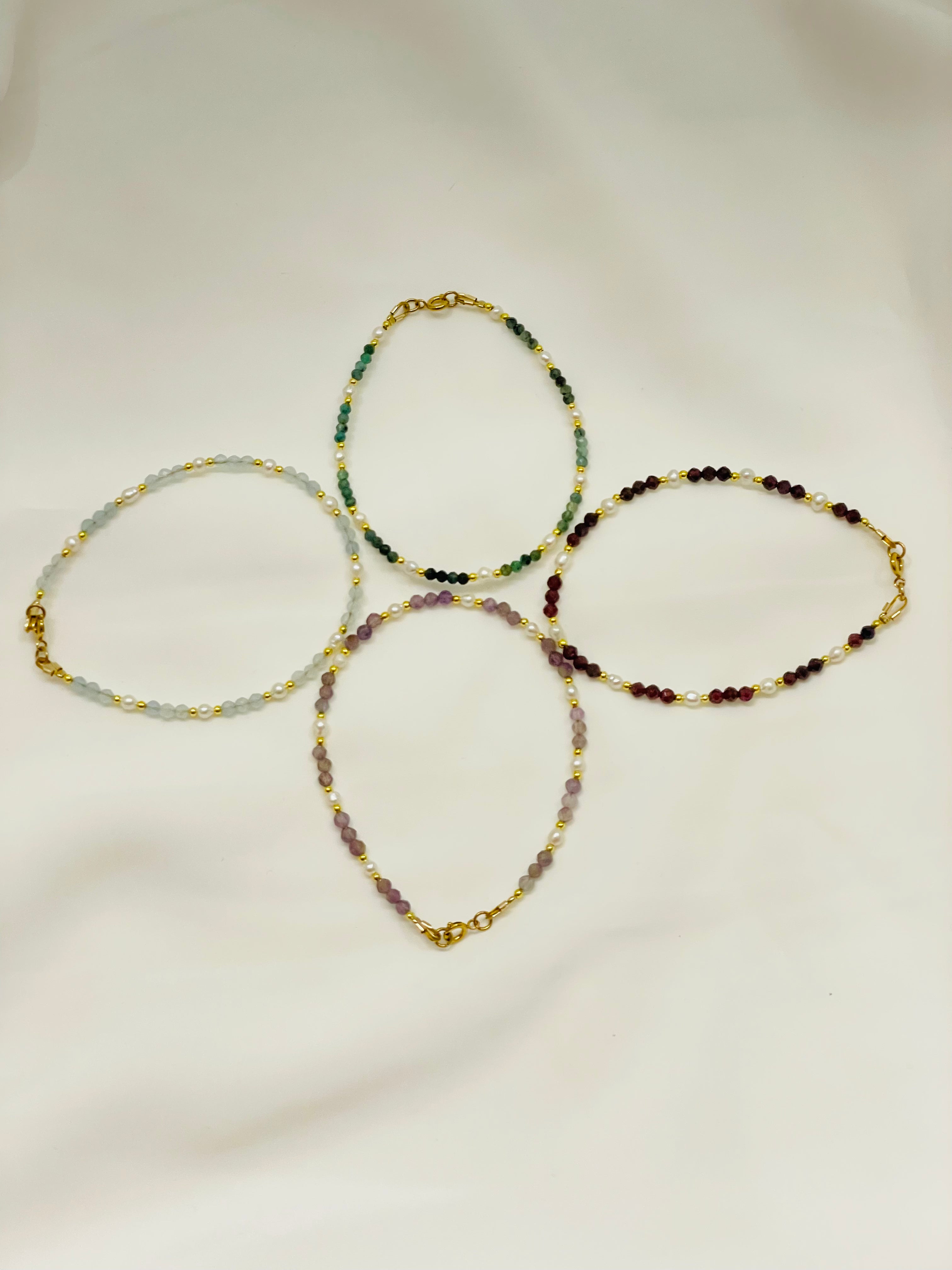 Semiprecious Stones & Miniature Pearl Bracelet