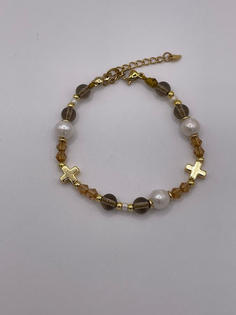 Light Taupe Macrame Bracelet
